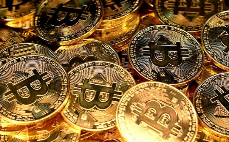 Bitcoin Halving (Yarılanma) 1 Yıl Sonra! Yükseliş Yakın mı?